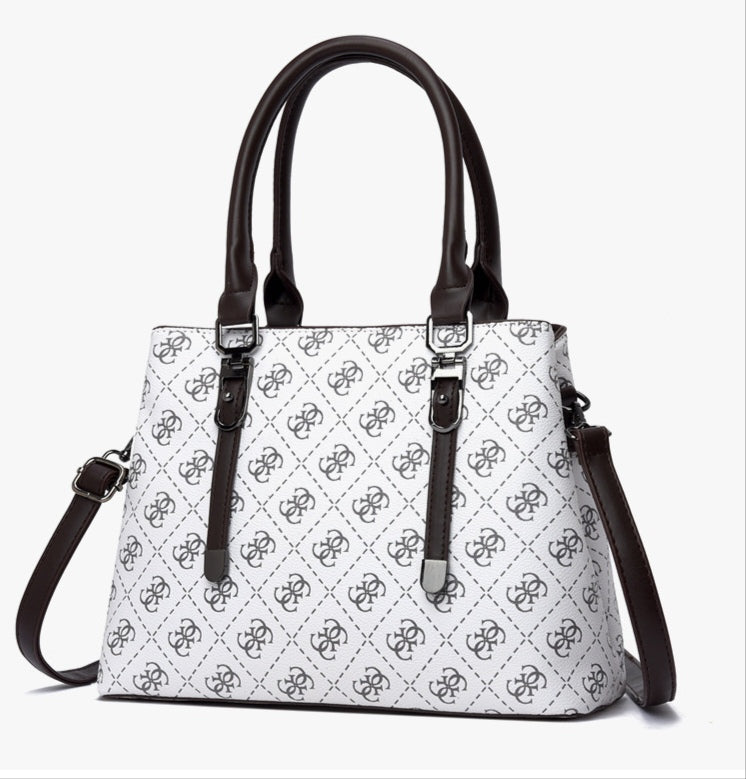 Luxurious White Women's Handbag & Shoulder Bag – Stylish Must-Have