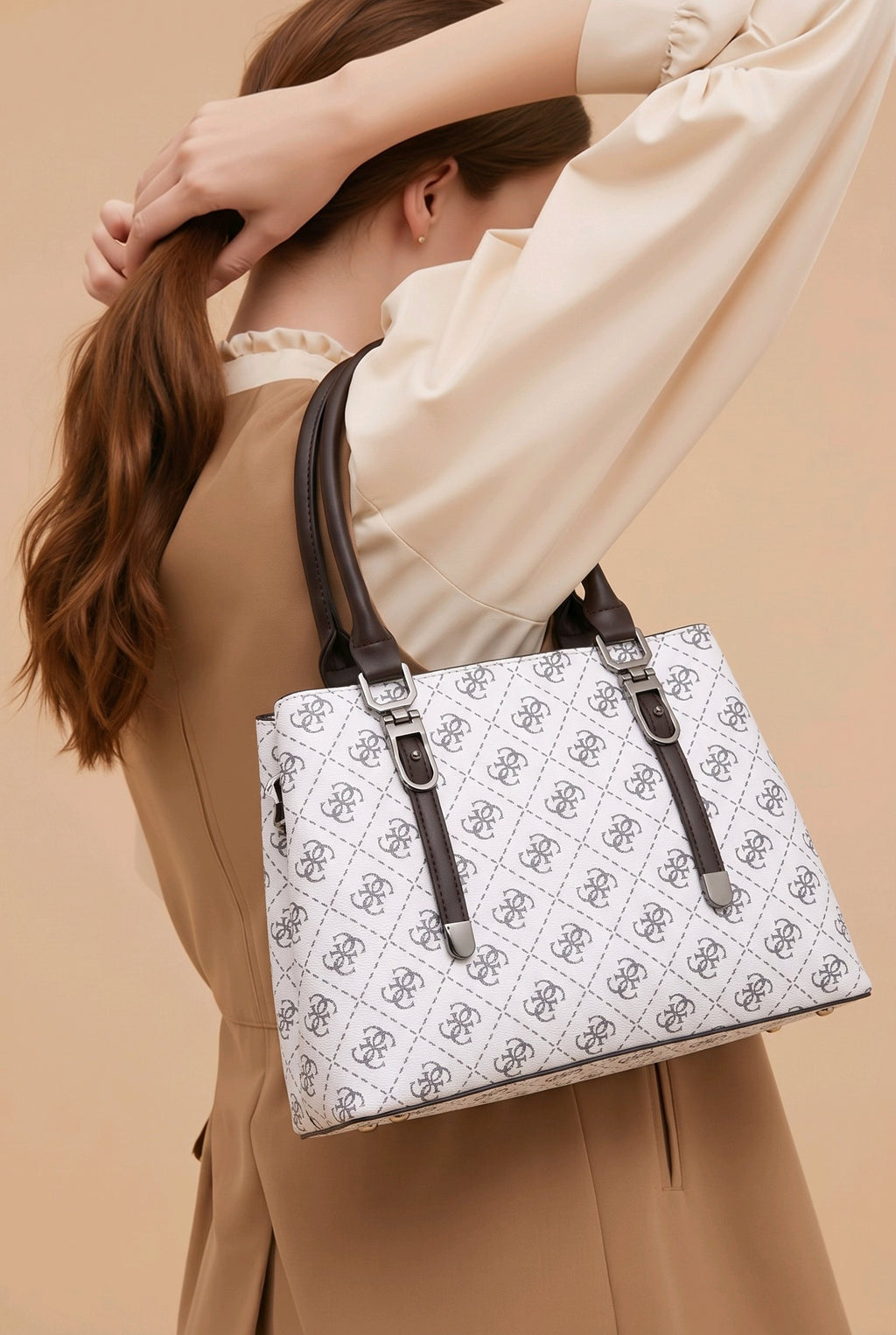 Luxurious White Women's Handbag & Shoulder Bag – Stylish Must-Have